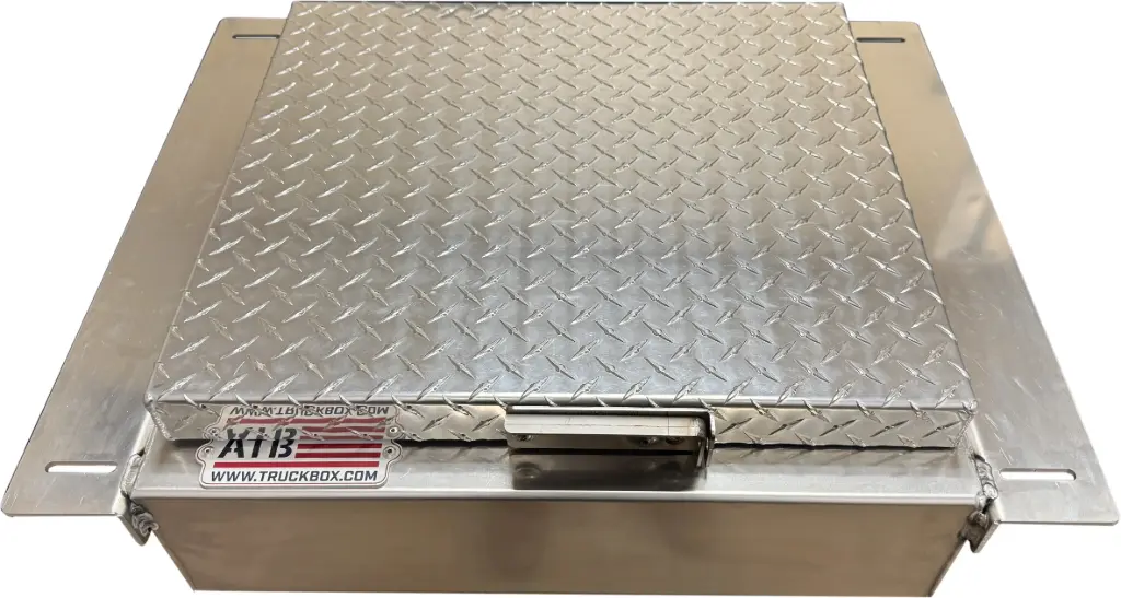 A-IB51- Aluminum Semi Truck In-Frame Box, Smooth Body, Diamond TP Single Lid with Stainless Steel Continuous Hinge, ATB Padlockable Lock & Mounting Kit.